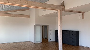 Foto von Dacheinbau, Sicht auf Giebelelement