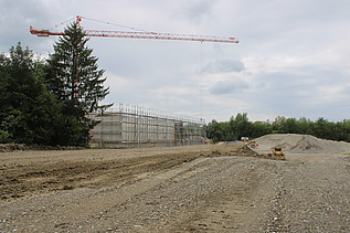 Kran und Baustelle