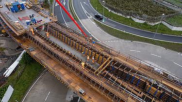 Teilansicht der Baustelle in Vogelperspektive und grosser Höhe