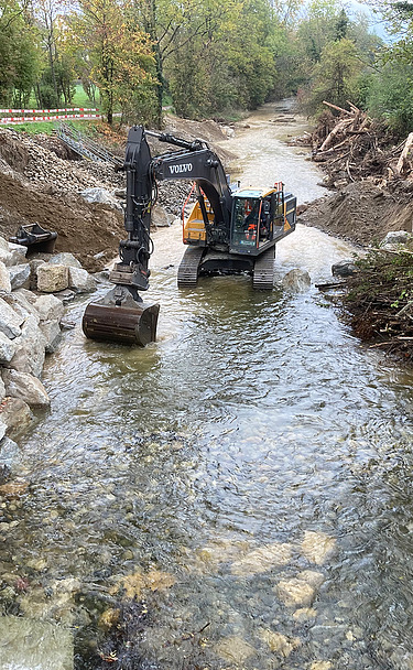 Bauarbeiten Längsvernetzung Suhre in Buchs Bild von Bauarbeiten Längsvernetzung Suhre