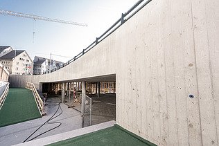 Foto von Schulhausplatz
