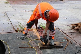 Instruktion auf dem Werkareal: praktische Übung