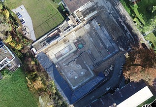 Foto von Baugrube aus der Luft