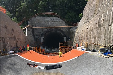 Bauarbeiten am Lochweidli-Tunnel in Wattwil Bild von Bauarbeiten am Lochweidli-Tunnel