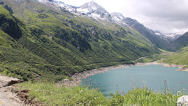 Ansicht auf den Stausee Lai da Nalps