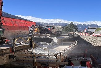 Punt Stalusa Bauarbeiten an der Strasse sowie Bau neuer Brücke