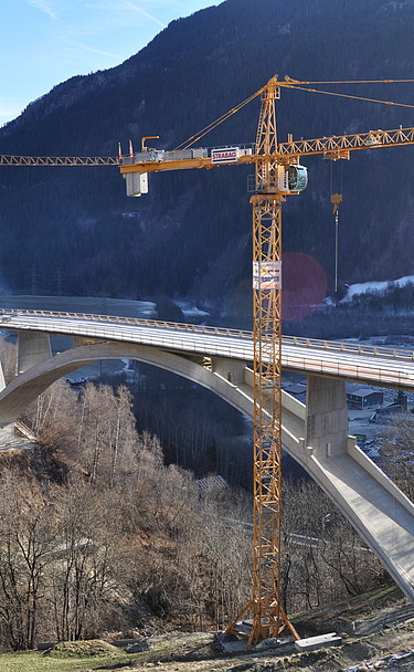 Foto von Brücke Punt Val Mulinaun