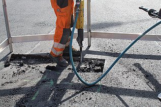 Foto von Strassenaufbruch