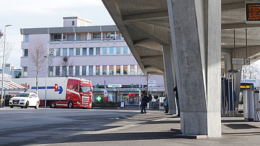 Detailansicht von unten an das Dach nach Fertigstellung