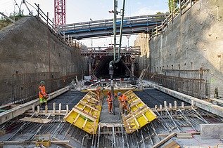 Foto von der Baugrube Südwestumfahrung Sins