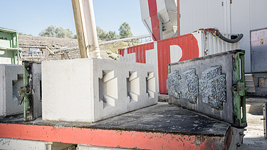 Swissblock-Stein mit geschützter Form zur Herstellung