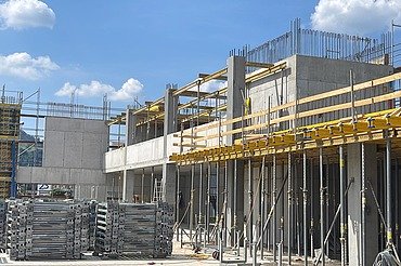 Anbau Halle - Hochbau STRABAG Foto vom Neubau einer Erweiterungshalle