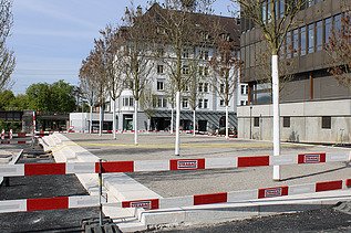 Foto vom Postplatz inkl. neuer Bäume