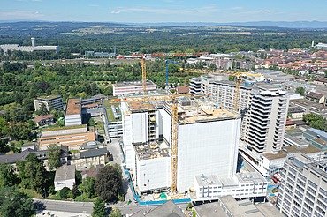 Drohnen Aufnahme vom Neubau Inselspital