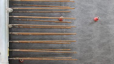 Nahaufnahme des Zemdrain, einer speziellen Isolation, die den Beton isoliert, damit keine Keime oder desgleichen entstehen können